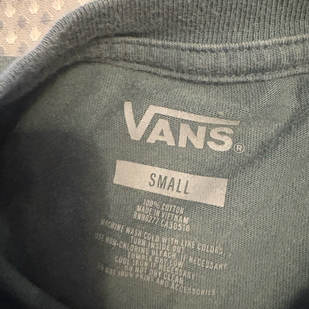 Women’s Vans Short Sleeve Tees bundle - Picture 3 of 15